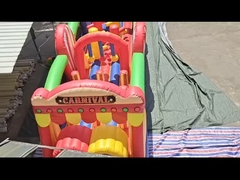 Des obstacles gonflables