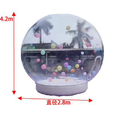 Un ballon gonflable en PVC, une maison à bulles transparente pour une bonne photographie