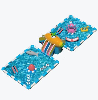 Parcs aquatiques gonflables avec deux grandes piscines