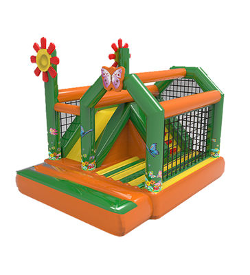 Maison gonflable vert orange avec diapositives pour enfants