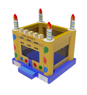 Maison gonflable avec motifs de gâteau d'anniversaire