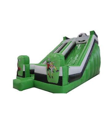 Parcs d'attractions pour enfants toboggan de football vert gonflable à louer