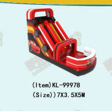 Couleur rouge voiture de course gonflable toboggan glissant À louer