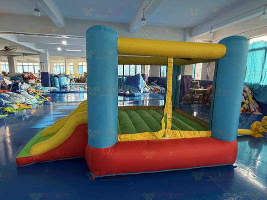Polyester oxford gonflable diapositive colorée pour enfants Jouer et faire de l'exercice à l'intérieur et à l'extérieur