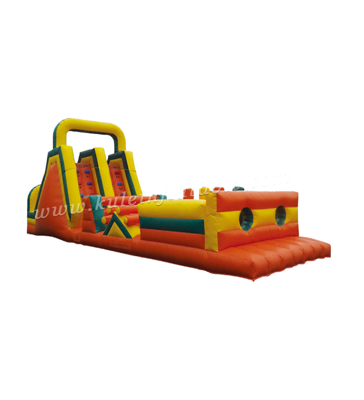 Inflatable orange: obstacle aventure voyage royaume coloré